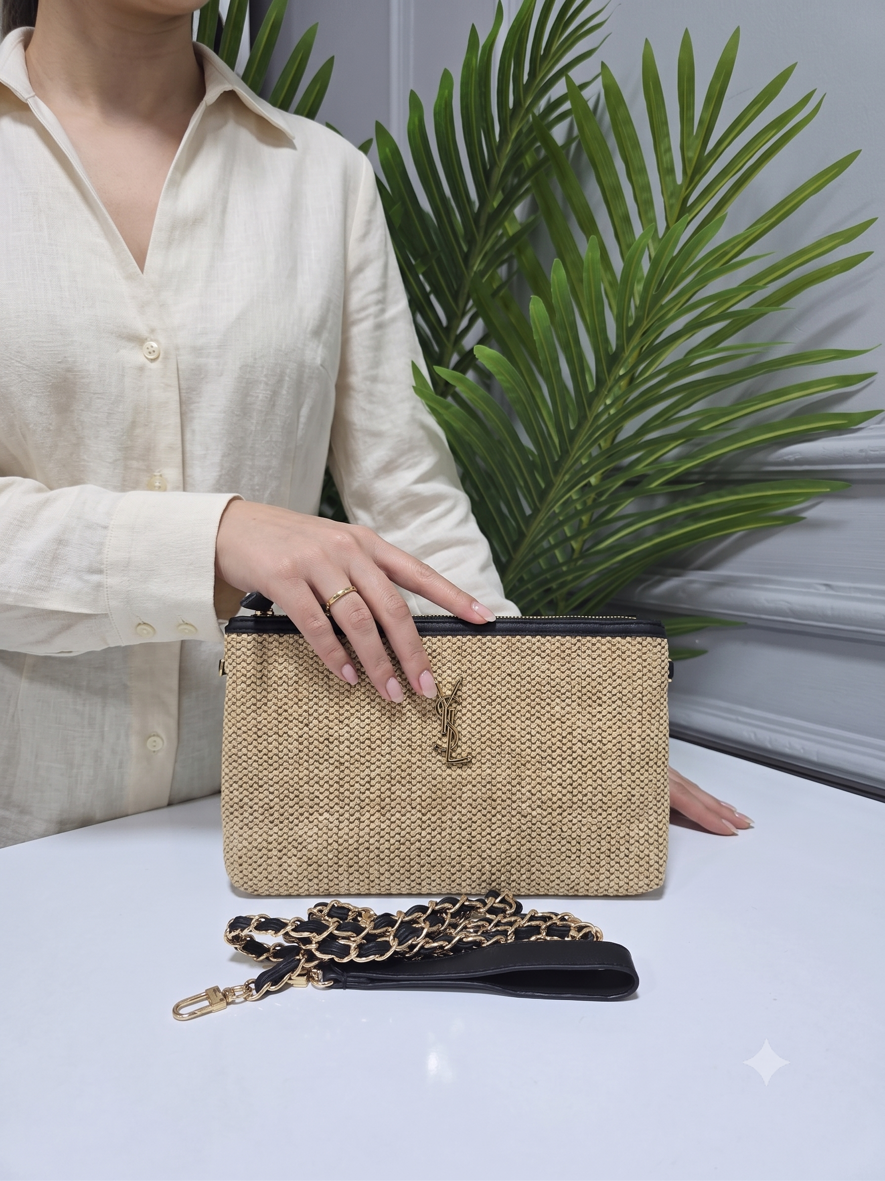 YSL Mia Bej/Siyah Hasır Dokuma Zincirli Çapraz Çanta