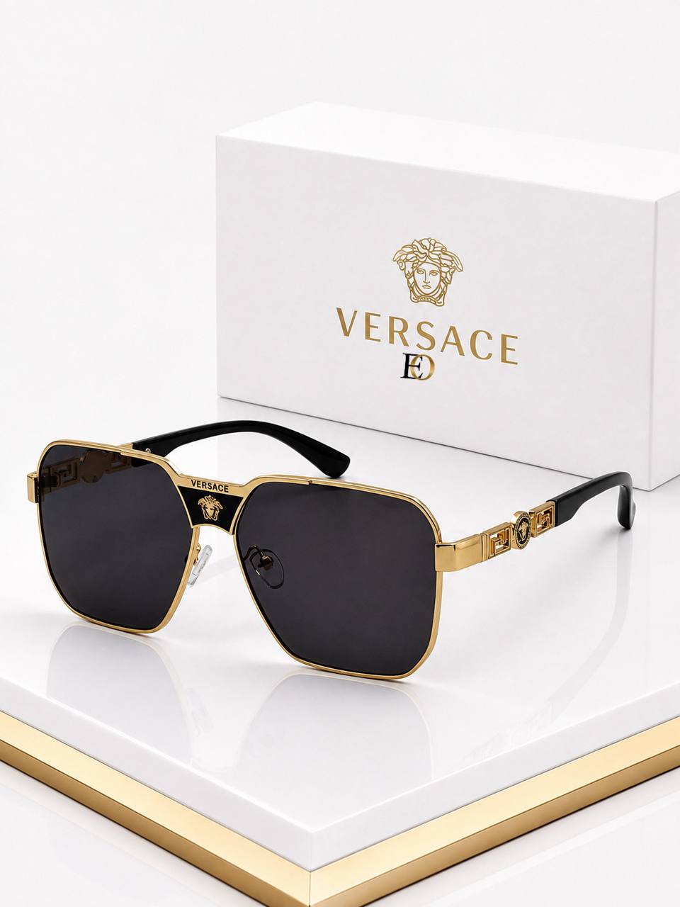 Versace Altın Çerçeveli Siyah Camlı Lüks Güneş Gözlüğü